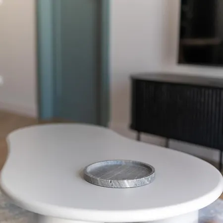 Cozy 2-room Apartment, Near Market Square, Balcony Apartment