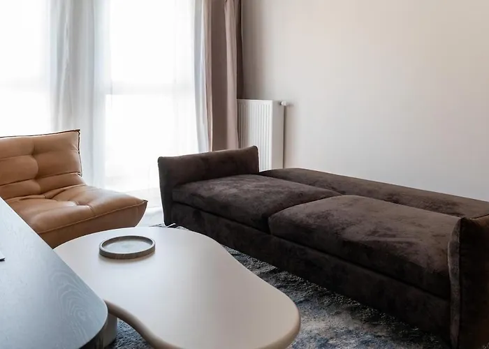 Cozy 2-room Apartment, Near Market Square, Balcony Daire *