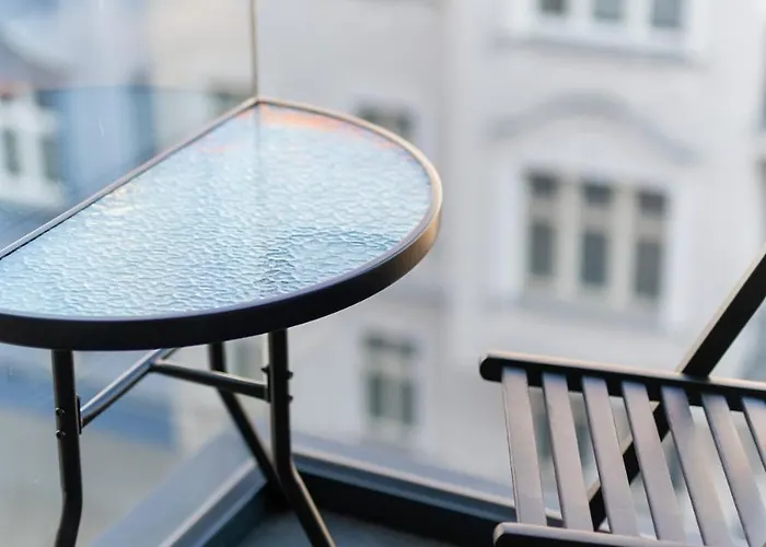 Cozy 2-room Apartment, Near Market Square, Balcony Wroclaw