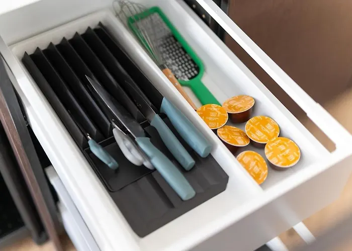 Cozy 2-room Apartment, Near Market Square, Balcony