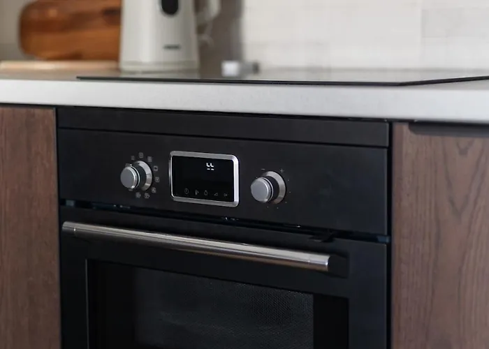 Cozy 2-room Apartment, Near Market Square, Balcony Daire Wroclaw