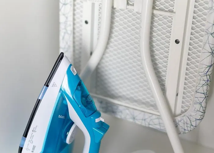 Cozy 2-room Apartment, Near Market Square, Balcony Daire