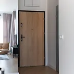 Lägenhet Cozy 2-Room Apartment With Balcony, Near Market Square, Historical District *