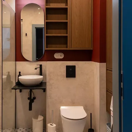 Lägenhet Stylish 2-room With Balcony, Near Market Square, Historic Area *