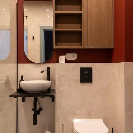 Apartamento Cozy 2-room Apartment, Near Market Square, Balcony *