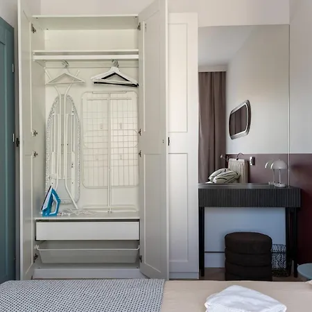 Stylish 2-Room Apartment With Balcony, Near Wroclaw Market Square, Historic Area *