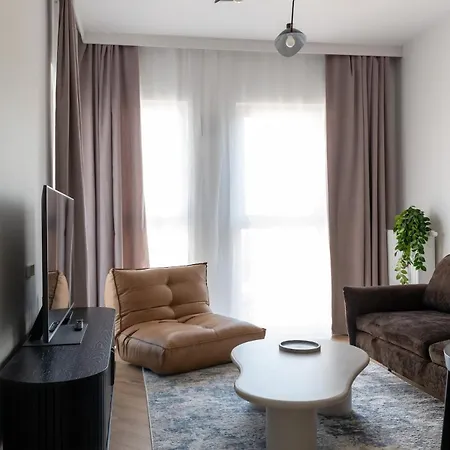 Apartamento Cozy 2-room Apartment, Near Market Square, Balcony