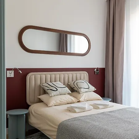 Stylish 2-Room Apartment With Balcony, Near Wroclaw Market Square, Historic Area