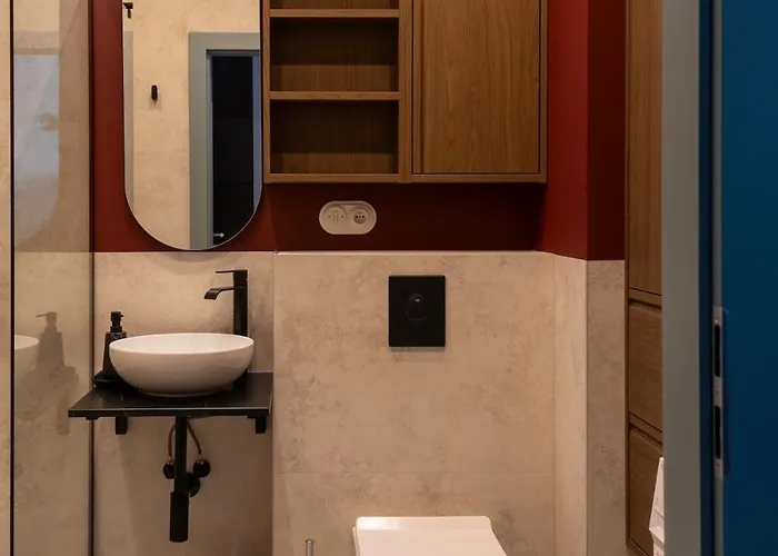 Apartment Cozy 2-room Apartment, Near Market Square, Balcony *