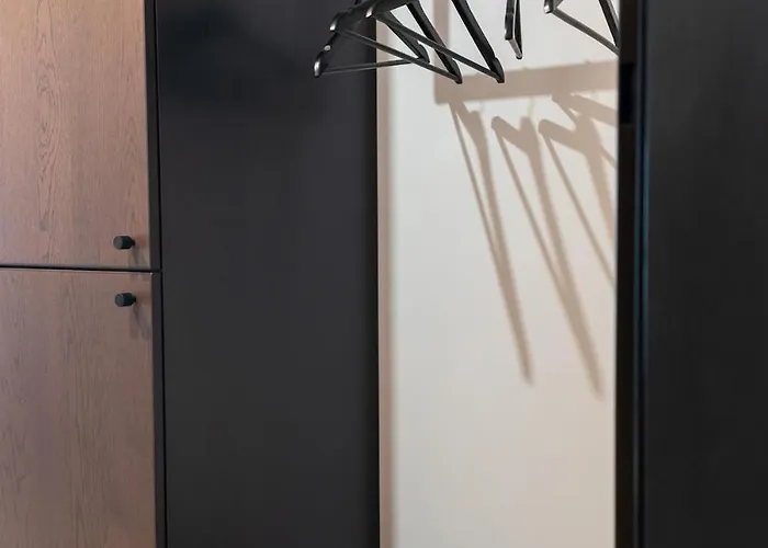 Cozy 2-room Apartment, Near Market Square, Balcony